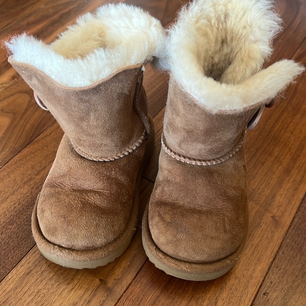 Toddler Uggs!